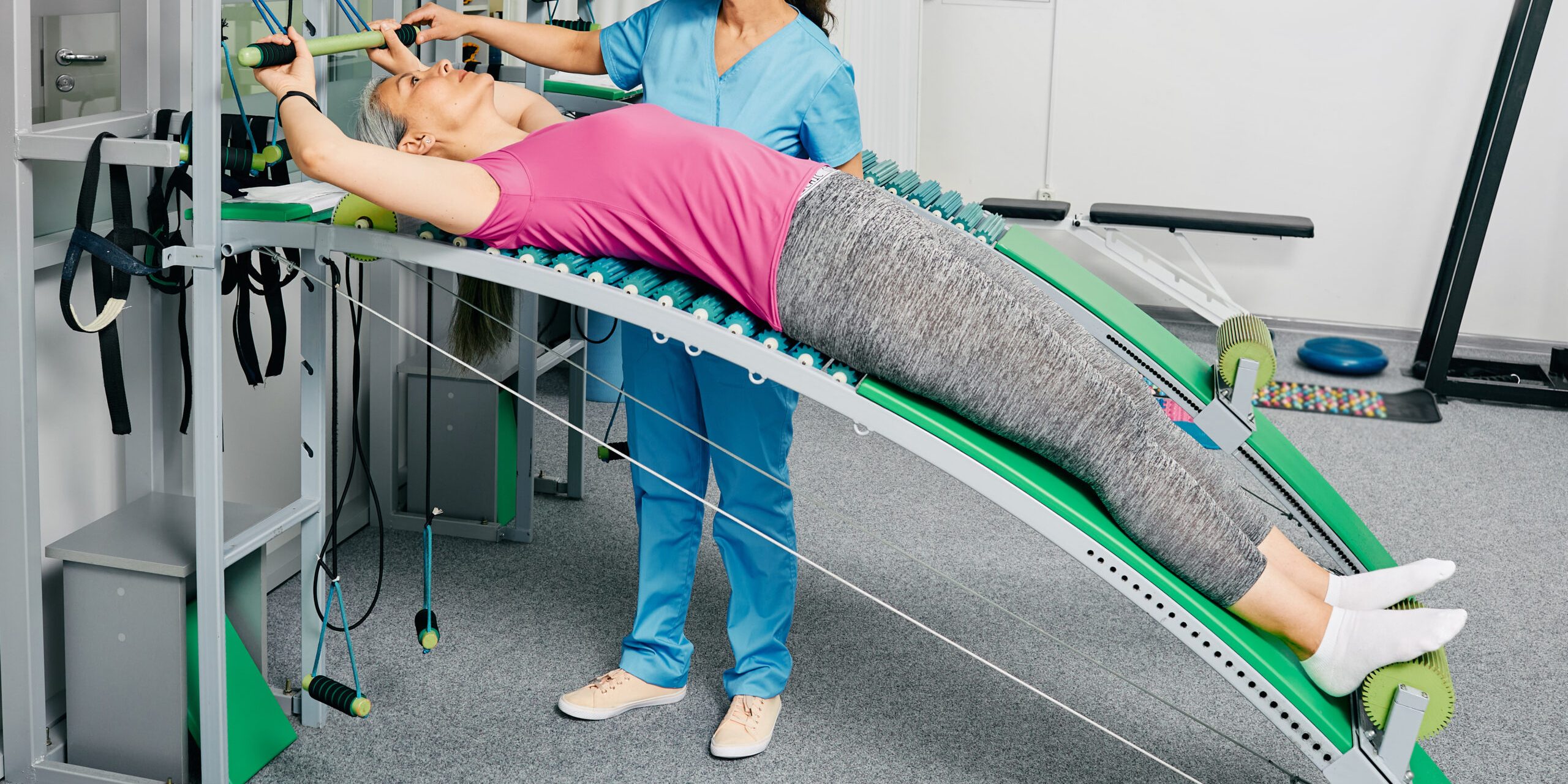 Not all spinal cord injuries are equal. The location and severity of a spinal cord injury affect your symptoms and your prognosis (potential for recovery).
